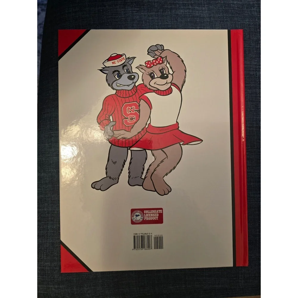 Running With The Wolfpack First Edition 2004 NC State‎ Mascot Childrens Book